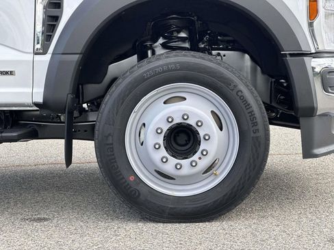 New 2026 Ford F550 2WD Regular Cab Super Duty image 25