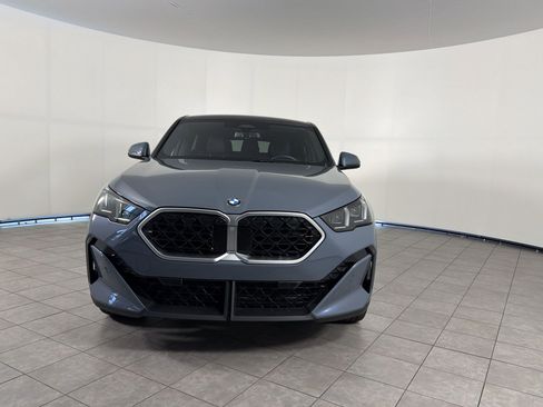 Certified 2025 BMW X2 xDrive28i AWD/4WD image 6