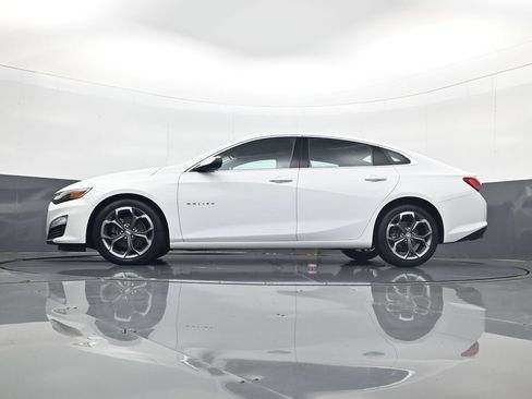 Used 2022 Chevrolet Malibu LT FWD image 29
