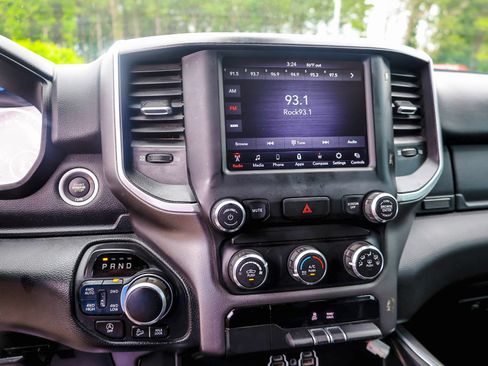 Used 2020 RAM 1500 Big Horn AWD/4WD image 19
