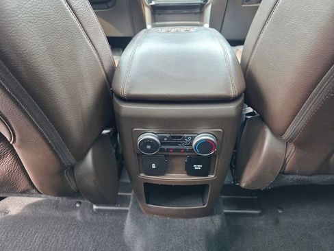 Used 2021 Ford Explorer King Ranch w/ Premium Technology Package AWD/4WD image 15