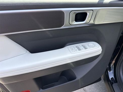 Used 2025 Hyundai Santa Fe SEL AWD/4WD image 19