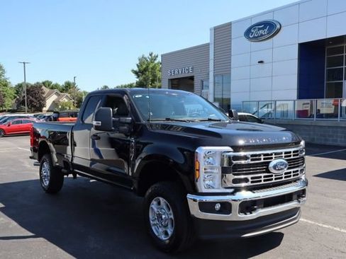New 2026 Ford F350 XLT w/ FX4 Off-Road Package AWD/4WD image 14