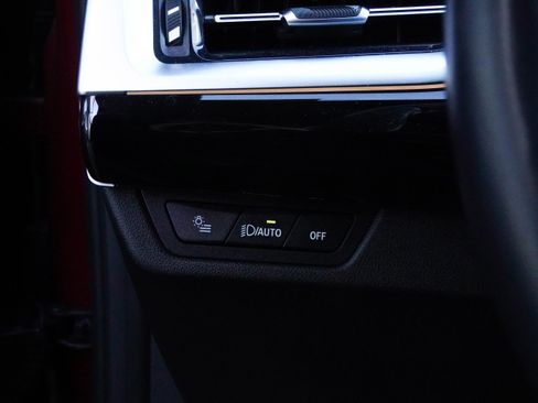 Certified 2025 BMW X2 xDrive28i image 16