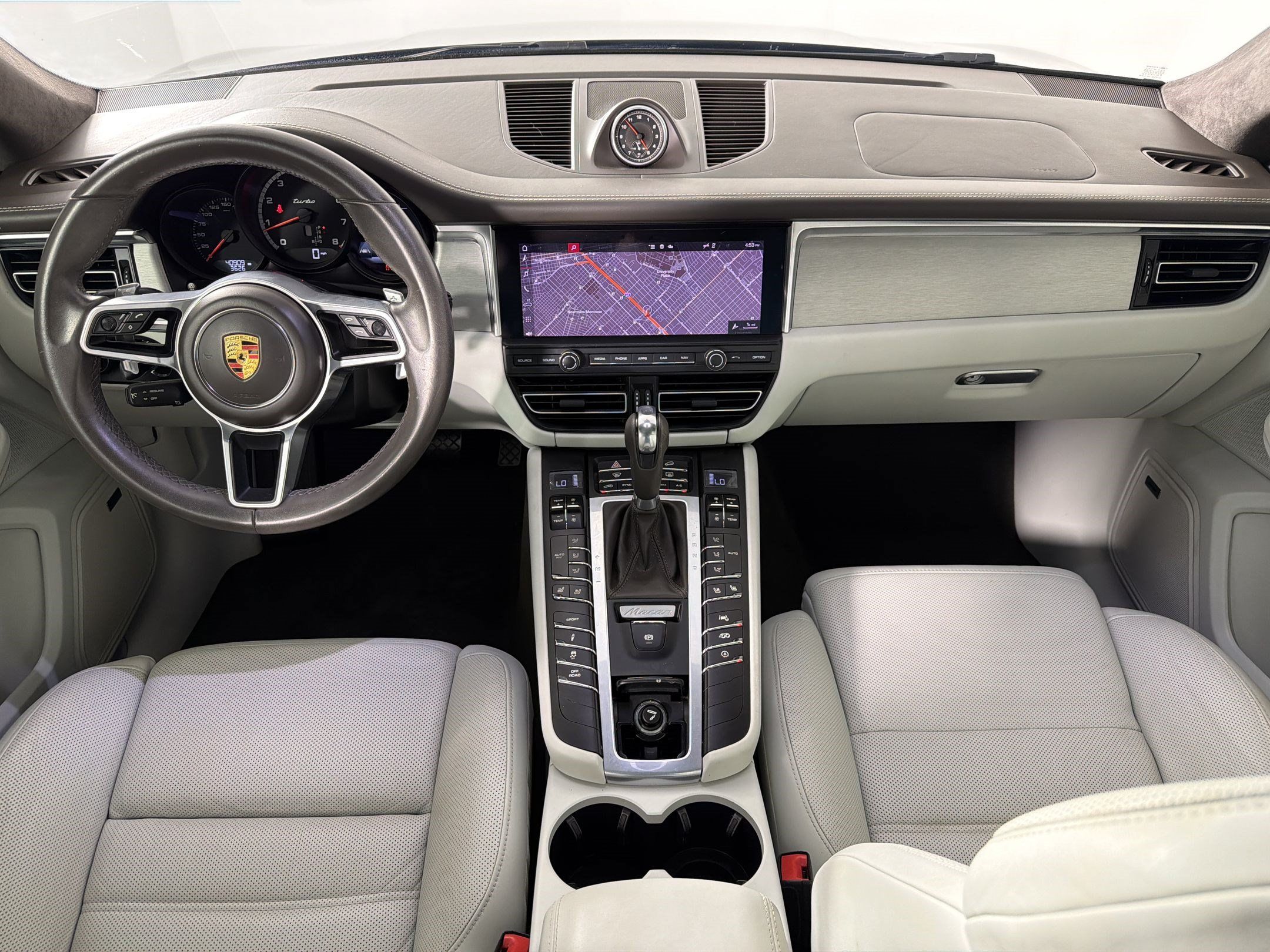 Certified 2021 Porsche Macan Turbo AWD/4WD image 14