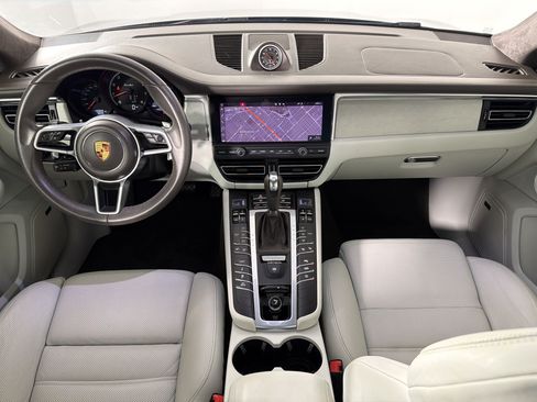 Certified 2021 Porsche Macan Turbo AWD/4WD image 14