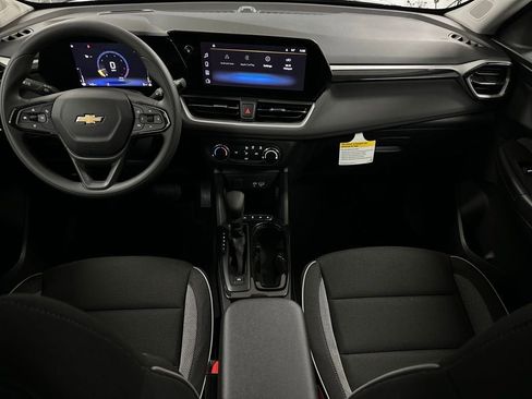 New 2026 Chevrolet TrailBlazer LS image 3