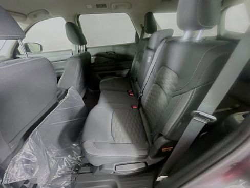 New 2026 Nissan Pathfinder SV image 14