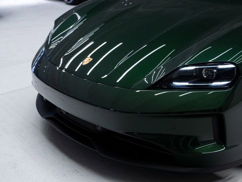 New 2026 Porsche Taycan RWD image 32