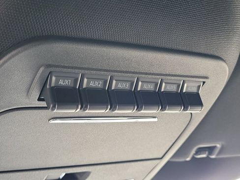 Used 2026 Ford F150 Raptor AWD/4WD image 19