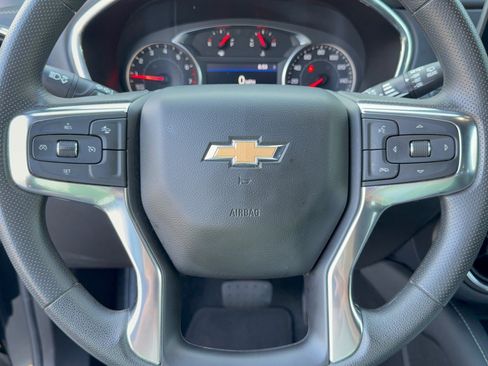 Certified 2025 Chevrolet Blazer LT FWD image 10