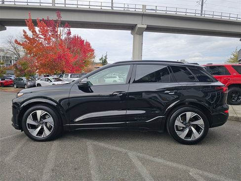 Used 2025 Audi Q6 e-tron Prestige w/ 20" Wheel Package image 5