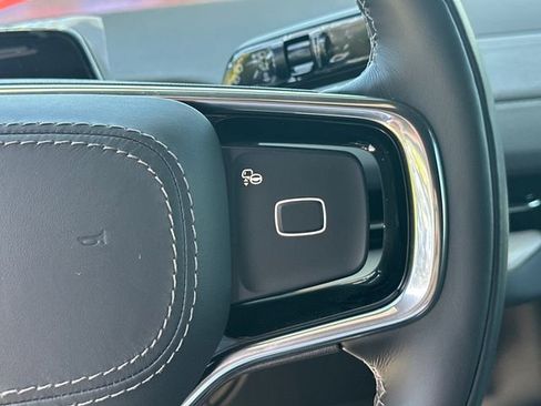 New 2026 Lincoln Navigator Reserve AWD/4WD image 26