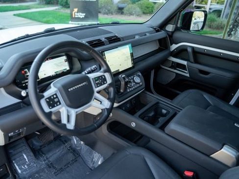 Used 2024 Land Rover Defender 130 S AWD/4WD image 27