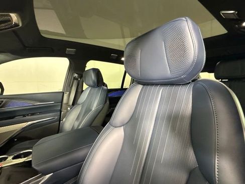 New 2025 Cadillac Escalade IQ Luxury 2 AWD/4WD image 17