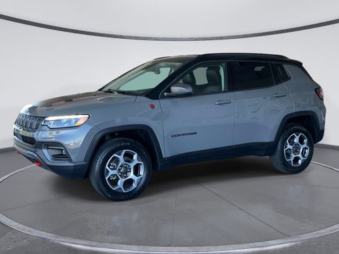 Certified 2022 Jeep Compass Trailhawk w/ Trailhawk Elite Group AWD/4WD image 4