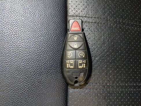 Used 2019 Dodge Grand Caravan GT FWD image 32