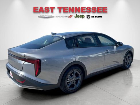 Used 2026 Kia K4 FWD image 3