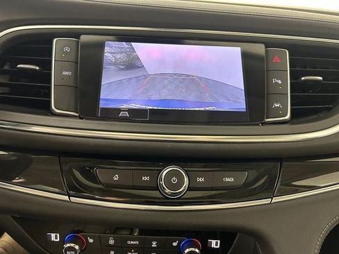 Used 2024 Buick Enclave Essence w/ Experience Buick Package AWD/4WD image 22