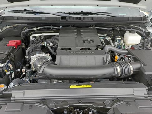 New 2026 Nissan Frontier PRO-4X w/ Tow Package AWD/4WD image 22