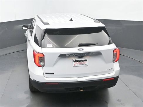 Used 2022 Ford Explorer 4WD w/ Class IV Trailer Tow Package image 31