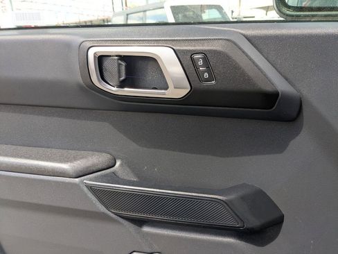 Used 2025 Ford Bronco Big Bend image 8