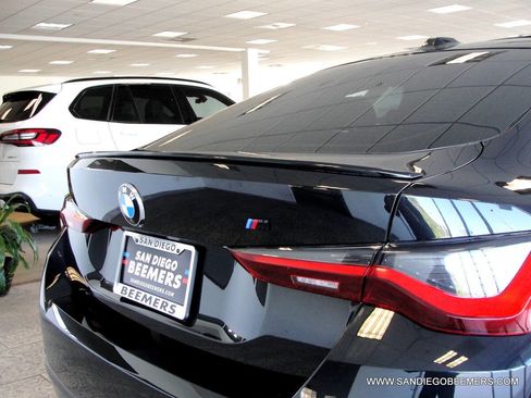 Used 2022 BMW 430i Gran Coupe w/ M Sport Package image 9