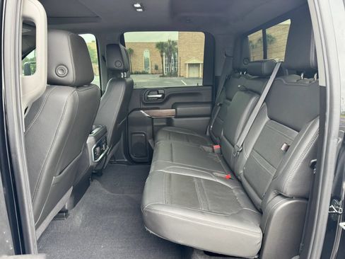 Used 2020 GMC Sierra 3500 Denali w/ Denali Ultimate Package AWD/4WD image 24