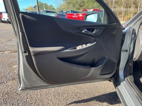 Used 2024 Chevrolet Malibu LT image 12