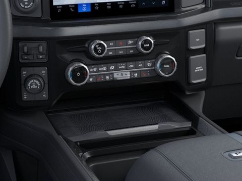 New 2026 Ford F250 Platinum w/ Tremor Off-Road Package AWD/4WD image 15