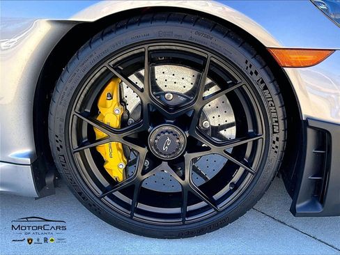 Used 2025 Porsche 718 Cayman GT4 RS image 28