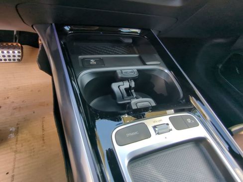Certified 2025 Mercedes-Benz GLA 35 AMG 4MATIC image 8