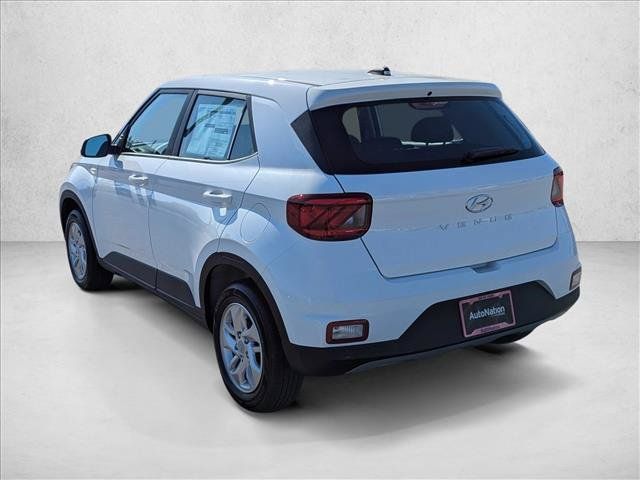 New 2026 Hyundai Venue SE FWD image 7