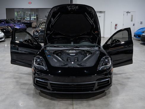 Used 2020 Porsche Panamera 4S AWD/4WD image 45