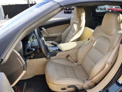 Used 2013 Chevrolet Corvette Grand Sport w/ 2LT Preferred Equipment Group image 3