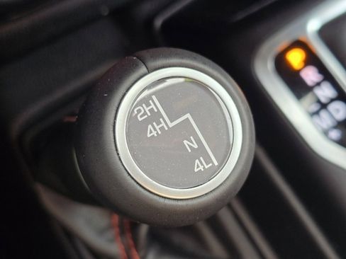 Used 2019 Jeep Wrangler Unlimited Rubicon image 25