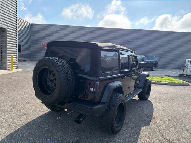 Used 2018 Jeep Wrangler Unlimited Sport AWD/4WD image 6