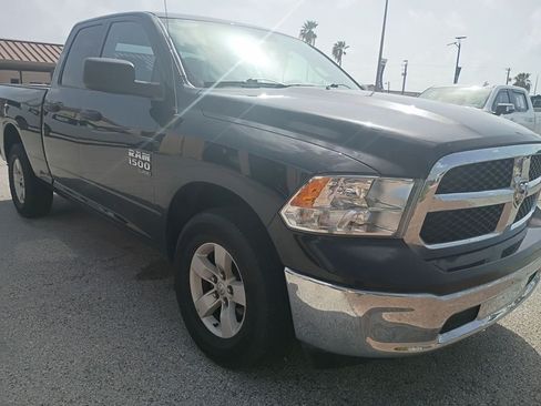 Used 2024 RAM 1500 Classic SLT AWD/4WD image 5