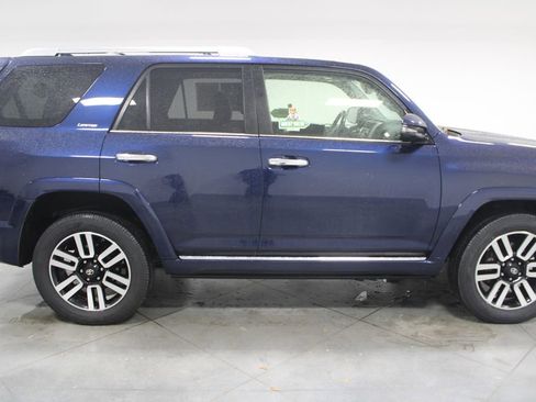 Used 2016 Toyota 4Runner Limited image 11