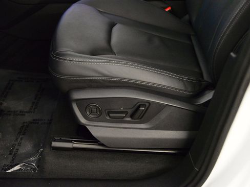 Certified 2025 Audi Q7 2.0T Premium Plus w/ Premium Plus Package image 23