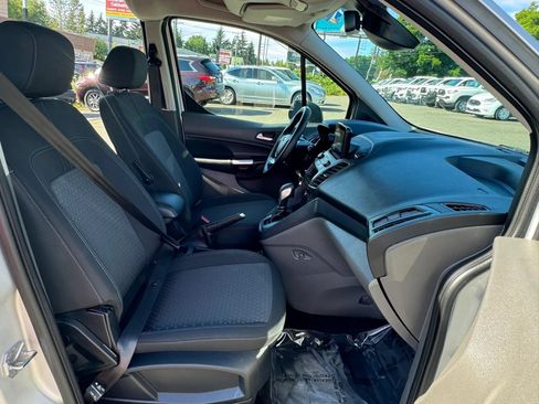 Used 2022 Ford Transit Connect XLT FWD image 11
