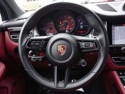 Used 2024 Porsche Macan GTS image 48