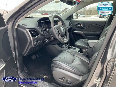 Used 2022 Jeep Cherokee Limited w/ Mopar Interior Package image 3