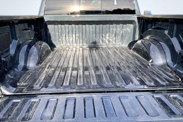 Used 2026 RAM 1500 Laramie AWD/4WD image 7