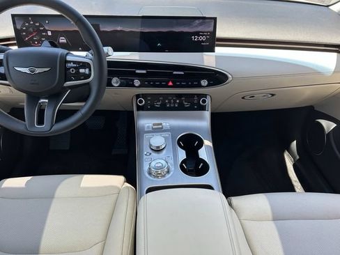 Used 2026 Genesis GV70 2.5T Select AWD/4WD image 18