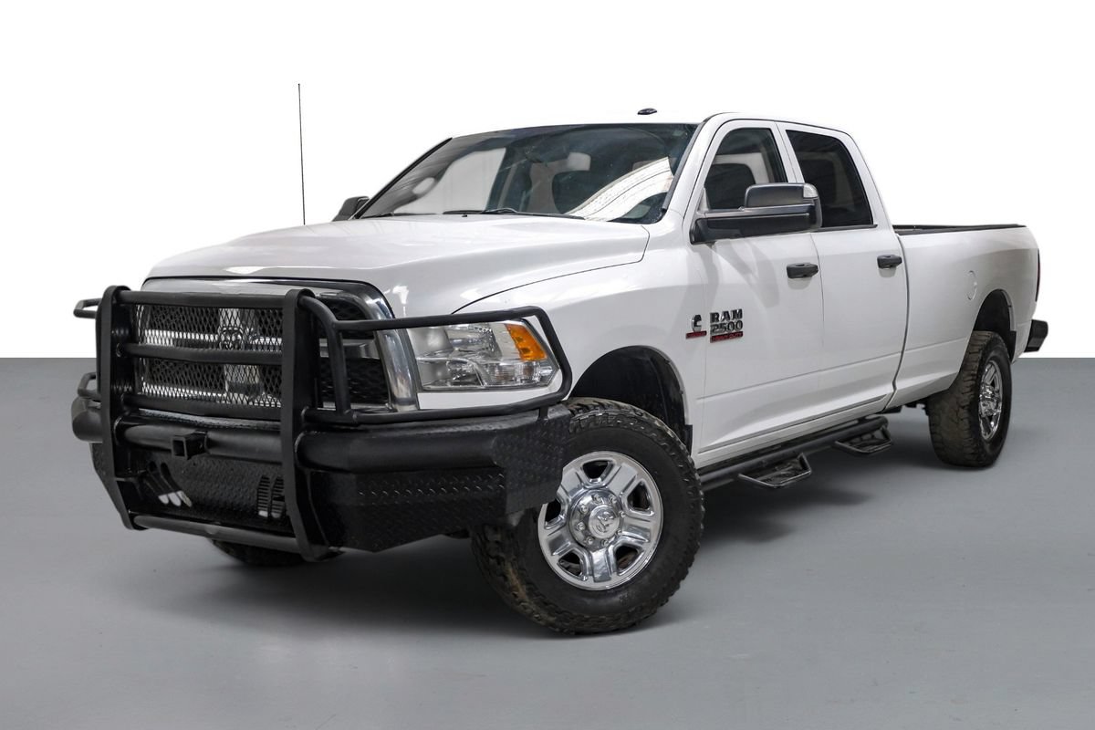 Used 2014 RAM 2500 Tradesman w/ Chrome Appearance Group AWD/4WD image 4