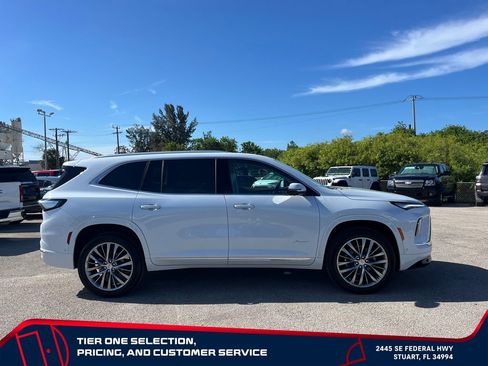 New 2026 Buick Enclave Avenir w/ Super Cruise Package AWD/4WD image 8