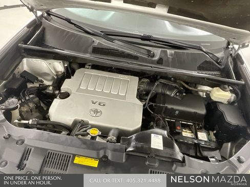 Used 2013 Toyota Highlander SE FWD image 50