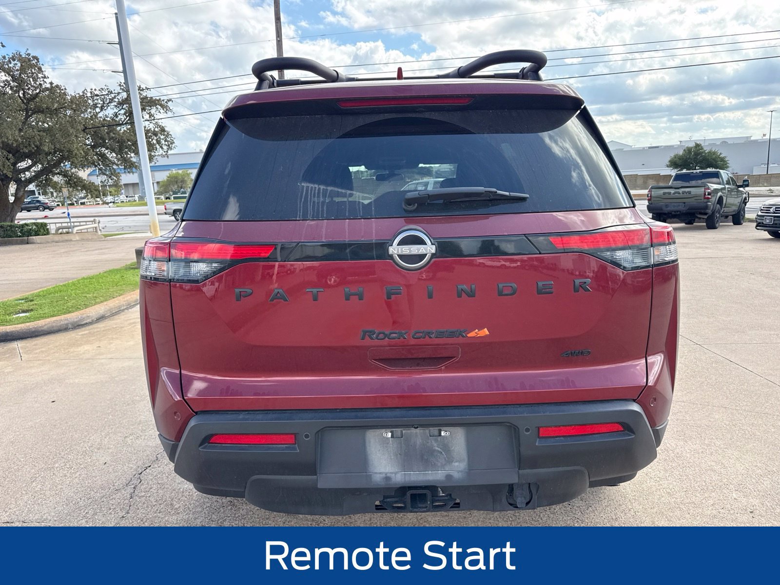 Used 2023 Nissan Pathfinder Rock Creek AWD/4WD image 7