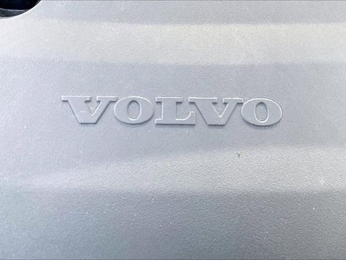 Used 2023 Volvo XC90 B6 Plus w/ Protection Package Premier image 32